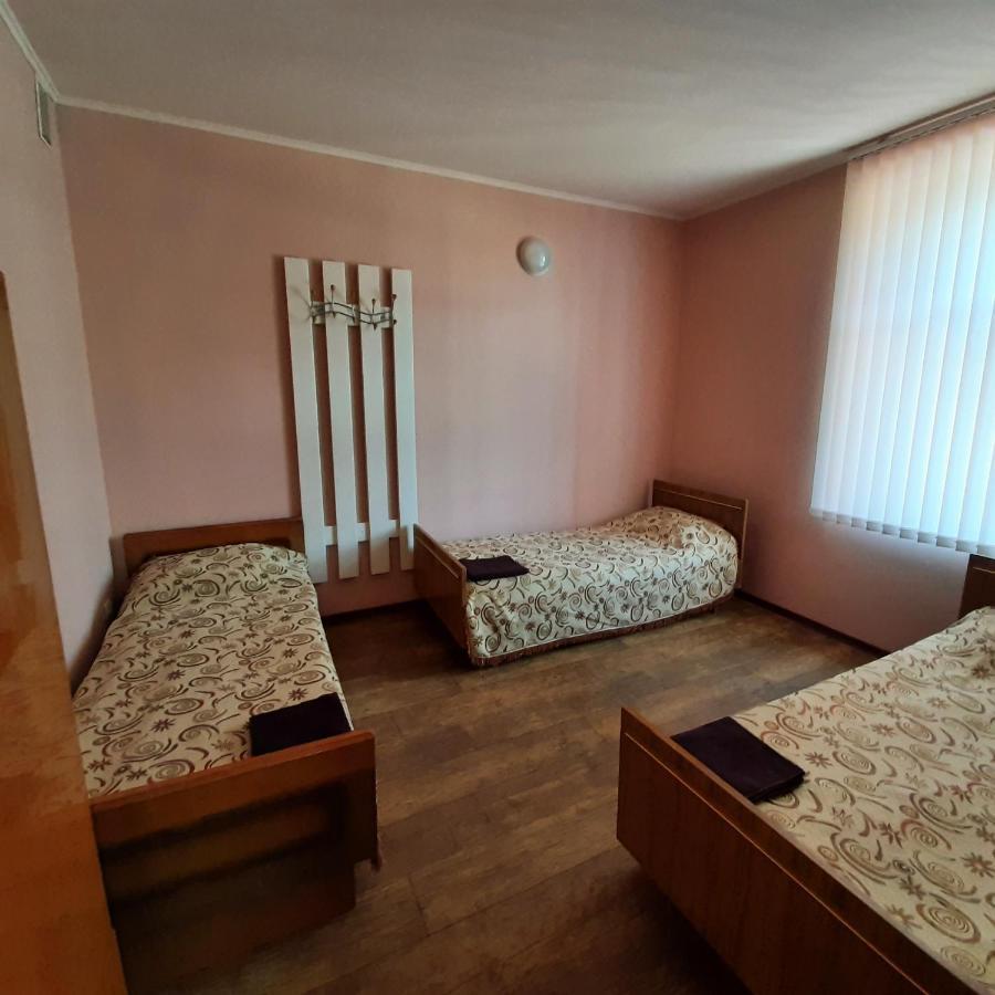 Хостел : Ул. Белопольское Шоссе 21 Sumy Exteriör bild